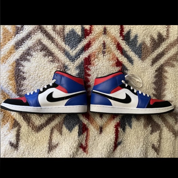 Air Jordan 1 Top 3 - Size 10 - Picture 2 of 11